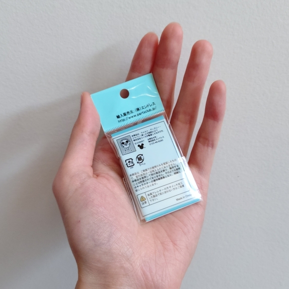 Disney - Alice in Wonderland Golden Charm - 3/$25 - Picture 4 of 5